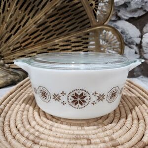 Vintage Pyrex Brown White Town Country 475-B 2-1/2 Qt Cinderella Casserole w Lid